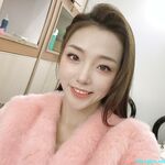 Ang modelong Shanghai ng Queen's Queen ni Uncle Wang Dongdou na si Ada ay isang malakihang koleksyon