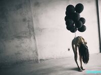 Ang modelong Shanghai ng Queen's Queen ni Uncle Wang Dongdou na si Ada ay isang malakihang koleksyon