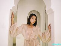 Ang modelong Shanghai ng Queen's Queen ni Uncle Wang Dongdou na si Ada ay isang malakihang koleksyon