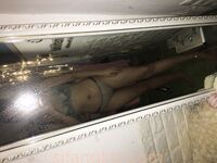 最新破解良家小媳婦沒有男人，自己在家自慰