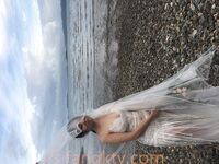 最新破解良家小媳婦沒有男人，自己在家自慰