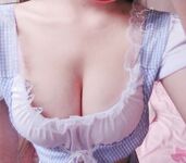 맹백강 복지—파란색 스웨터