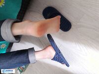 【真实灌醉】迷玩COSPLAY的社团气质小美女，极品大长腿