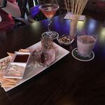 韩国小母狗『B5rass』重口调教 拳头塞逼 扩肛训练 裸体夜行 深喉啪啪