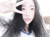 推特女神记录从学生时代到怀孕生孩子全蜕变 孕期下海卖奶水 快递直接躺在怀里喝的那种