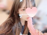 高顏美乳女神博主『杭州玩偶』聯動蘿莉閨蜜『瑩兒』性感來臨 護士界的李小璐 高清