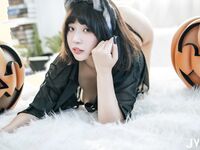 Dewi berpayudara besar "Ruru" ialah pelekat tanpa payudara pertama yang menembusi saiz penyihir warna eksklusif eksklusif Halloween definisi tinggi super tembus pandang