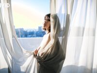 Dewi berpayudara besar "Ruru" ialah pelekat tanpa payudara pertama yang menembusi saiz penyihir warna eksklusif eksklusif Halloween definisi tinggi super tembus pandang