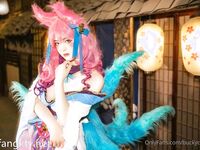 推特57万粉网红女神『一只云烧』最新OF订阅私拍童颜巨乳各式COS极度魅惑高清