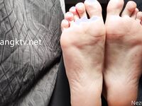 网红极品反差骚货【米豆子】被称呼为喷水怪私拍各式花样玩弄刺激隐私部位高潮