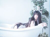 推特萝莉女神『落落Raku』超大尺度COS动漫私拍《淫欲女皇》超美诱惑 