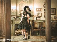 推特萝莉女神『落落Raku』超大尺度COS动漫私拍《淫欲女皇》超美诱惑 