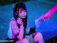 推特萝莉女神『落落Raku』超大尺度COS动漫私拍《淫欲女皇》超美诱惑 