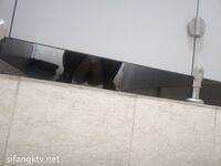 私房一月最新流出『魔手外购』极品厕拍《艺校极品学生妹》(同学)4 大尺度挑逗撩骚超水灵2