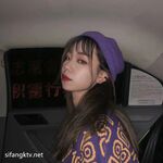 私房一月最新流出『魔手外购』极品厕拍《艺校极品学生妹》(同学)4 大尺度挑逗撩骚超水灵2