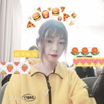 私房一月最新流出『魔手外购』极品厕拍《艺校极品学生妹》(同学)4 大尺度挑逗撩骚超水灵2