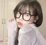 私房一月最新流出『魔手外购』极品厕拍《艺校极品学生妹》(同学)4 大尺度挑逗撩骚超水灵2