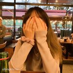 私房一月最新流出『魔手外购』极品厕拍《艺校极品学生妹》(同学)4 大尺度挑逗撩骚超水灵2