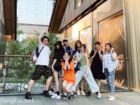 私房一月最新流出『魔手外购』极品厕拍《艺校极品学生妹》(同学)4 大尺度挑逗撩骚超水灵2