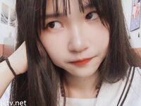 私房一月最新流出『魔手外购』极品厕拍《艺校极品学生妹》(同学)4 大尺度挑逗撩骚超水灵2