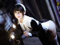 陆卿卿kyokyo汉堡王-No.007-修女[16P]