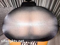 텔레그램 그룹에서 최근 유출된 메시지는 마스터 [Yuxuan]의 음란한 핫와이프 년이 SM을 비공개로 촬영하고 온갖 성행위를 완료했다는 것입니다.