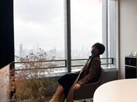 推特上海乾練短發氣質美女姐姐【未央】收費群福利~騷婊無時無刻不在放騷~紫薇噴水露出百合超級帶感