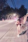 全裸露出被十六个路人看光身体