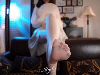 铃木美咲-浮世花香隐上卷