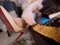 铃木美咲-浮世花香隐（下卷）