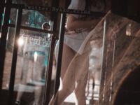 有喵醬 - 恥辱廁室 53P