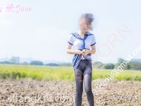 Large scale exposure at the intersection of the village near the school