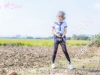 Large scale exposure at the intersection of the village near the school