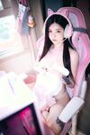 Popular Internet celebrity beauty [Jin Timo] Former professional player WE brother-in-law, former slutty e-sports wife, lustful private photos of round honey breasts, attractive breasts, tight white tiger holes, the former brother-in-law couldn't bear
