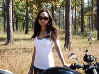 [Latest Sex Leaks 2021] Beautiful Chinese wife was fucked by her scumbag French husband and his friend in a 3P sex private photo shoot, riding and fucking HD private photo shoot 1427P HD 720P version