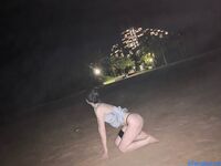 Dewi selebriti internet yang tampan, susuk tubuh dan perangai [Always behind your back TK] menunjukkan wajahnya dalam penggambaran peribadi yang lucah