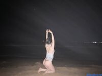 Dewi selebriti internet yang tampan, susuk tubuh dan perangai [Always behind your back TK] menunjukkan wajahnya dalam penggambaran peribadi yang lucah