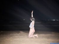 Dewi selebriti internet yang tampan, susuk tubuh dan perangai [Always behind your back TK] menunjukkan wajahnya dalam penggambaran peribadi yang lucah