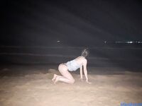 Dewi selebriti internet yang tampan, susuk tubuh dan perangai [Always behind your back TK] menunjukkan wajahnya dalam penggambaran peribadi yang lucah