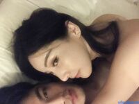 Dewi selebriti internet yang tampan, susuk tubuh dan perangai [Always behind your back TK] menunjukkan wajahnya dalam penggambaran peribadi yang lucah