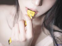 10月最新韩国嫩模【Yeha】第234号作品-KTV应召女郎，含附VIP自慰视频！脸蛋儿非常甜美可人儿！挺拔美乳丰满翘臀！尤物