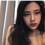 《精品泄密》被调教成小母狗的美女大学生「我家的狗说她很想见你,对的就是我」