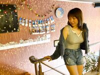 ล่าสุดที่รั่วไหลออกมาบน Twitter คือสาวปัญญาชนวิทยาลัยจิตวิทยาทางเลือก [คาริน] ที่ถ่ายรูปส่วนตัวที่ไม่เหมาะสมต่างๆ เธอชอบสร้างในส่วนส่วนตัวและชอบมีเซ็กส์กับลิลลี่เพื่อนสนิทของเธอ