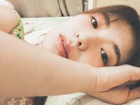 ล่าสุดที่รั่วไหลออกมาบน Twitter คือสาวปัญญาชนวิทยาลัยจิตวิทยาทางเลือก [คาริน] ที่ถ่ายรูปส่วนตัวที่ไม่เหมาะสมต่างๆ เธอชอบสร้างในส่วนส่วนตัวและชอบมีเซ็กส์กับลิลลี่เพื่อนสนิทของเธอ