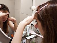 ล่าสุดที่รั่วไหลออกมาบน Twitter คือสาวปัญญาชนวิทยาลัยจิตวิทยาทางเลือก [คาริน] ที่ถ่ายรูปส่วนตัวที่ไม่เหมาะสมต่างๆ เธอชอบสร้างในส่วนส่วนตัวและชอบมีเซ็กส์กับลิลลี่เพื่อนสนิทของเธอ