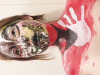 ล่าสุดที่รั่วไหลออกมาบน Twitter คือสาวปัญญาชนวิทยาลัยจิตวิทยาทางเลือก [คาริน] ที่ถ่ายรูปส่วนตัวที่ไม่เหมาะสมต่างๆ เธอชอบสร้างในส่วนส่วนตัวและชอบมีเซ็กส์กับลิลลี่เพื่อนสนิทของเธอ