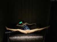 큰 트위터 영향력자! 다리가 긴 여자 [Susie_7777]는 역사상 가장 과장된 물총을 가지고 있으며 물의 양은 수도꼭지만큼 큽니다! 170CM 9등신, 날씬한 다리와 스타킹