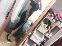 超级巨乳女神【老公不在家】露脸私拍，各种自慰调教啪啪，巨乳肥臀无毛一线天馒头逼，天生极品炮架子