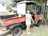 Menunjukkan wajah anda adalah cara untuk pergi! Orang tidak sepatutnya kelihatan tulen, berkulit cerah, tidak berambut dan cantik, gadis yang suka mendedahkan diri mereka [Yiliwen] melanggan, mendedahkan diri mereka di hadapan pelbagai orang di pasar raya