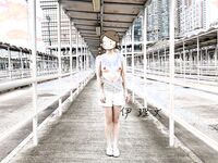 Menunjukkan wajah anda adalah cara untuk pergi! Orang tidak sepatutnya kelihatan tulen, berkulit cerah, tidak berambut dan cantik, gadis yang suka mendedahkan diri mereka [Yiliwen] melanggan, mendedahkan diri mereka di hadapan pelbagai orang di pasar raya